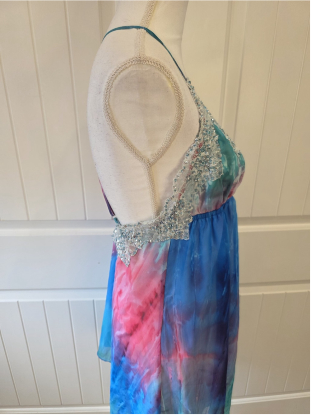 Gimmicks by BKE Beaded Tie Dye Babydoll Dress Sz L Crisscross Back Fairycore - Picture 7 of 10